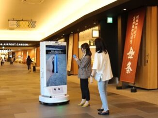 1019smartrobotics 326x245 - スマートロボティクス、ステラリンク、マクニカと電子看板ロボット市場に参入