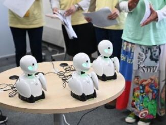 1127axa1 326x245 - アクサ損保、入院中の子どもたちと分身ロボット使ったリモート交流会