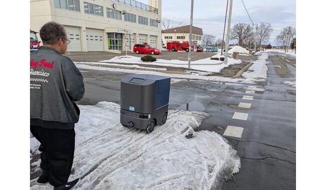 オフロードタイヤの装着したハコボットの自動配送ロボット