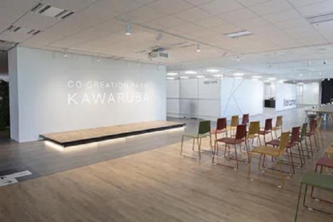 キビテク、川崎重工と共創拠点「KAWARUBA」で遠隔管理システム搭載の配膳ロボットを実証 0618qibitech3 - キビテク、川崎重工と共創拠点「KAWARUBA」で遠隔管理システム搭載の配膳ロボットを実証