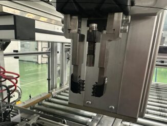 ボッシュの生産ラインで稼働する「柔軟指」
