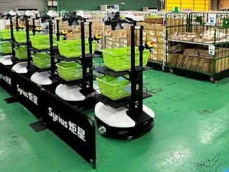 LIXILの名張工場で稼動するシリウスのAMR「FlexSwift MAX（フレックスシフト・マックス）」