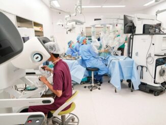 湘南鎌倉総合病院で「ダビンチ5」を使用した胃がん手術の様子