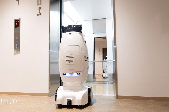 0804seqsense3 - シークセンス、大阪医科薬科大病院が自律移動型警備ロボット「SQ-2」導入、病院で初