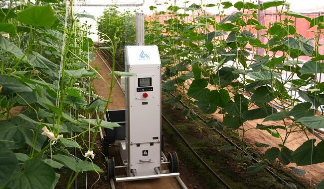 0912agrist 群馬県農業技術センターがレンタル導入した「キュウリ収穫ロボット」