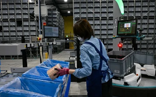 オークラ輸送機、アルフレッサヘルスケアが九州物流施設にスカイポッド導入 1009okurayusoki4 - オークラ輸送機、アルフレッサヘルスケアが九州物流施設にスカイポッド導入