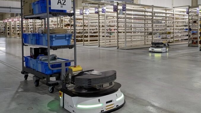 レックスプラスのAMR・台車けん引の自動化ソリューション