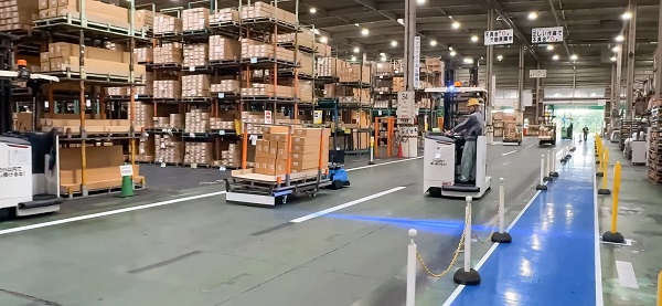 1204exedy2 - エクセディ、LIXIL物流が牽引AMRを関東物流センターで本格稼働 フォークリフト2台を削減