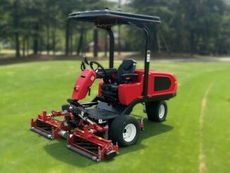 芝生管理自動ロボット「自動三連リールモア」