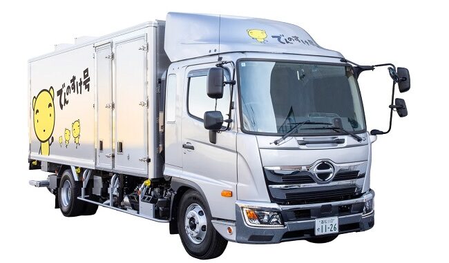 四国電力の業務用電化厨房体験車「でんのすけ号」