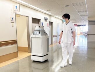 院内を走行する配送ロボット「FORRO（フォーロ）」