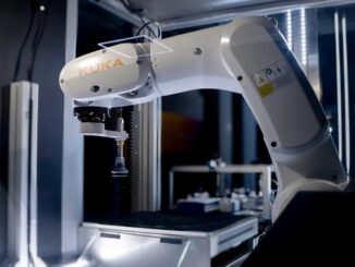 フィジカルAI搭載の完全自動入庫システム「Ultra Phasys（ウルトラ・ファシス）」