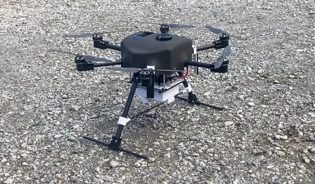 飛行試験に使用したドローン