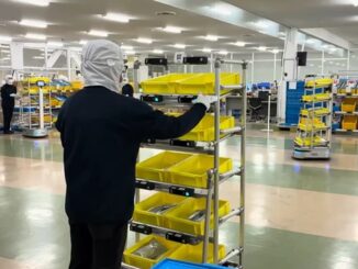 再春館製薬所、AMRとデジタルピッキング導入し発送センター刷新