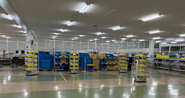再春館製薬所、AMRとデジタルピッキング導入 発送センター刷新 0514saishunkan2 - 再春館製薬所、AMRとデジタルピッキング導入 発送センター刷新
