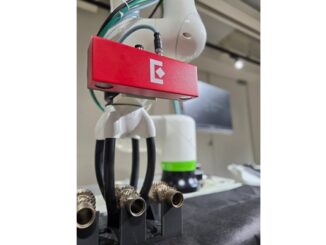SUBARUでワークのピックを行う「Eureka AIビジョンシステム」