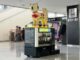 成田国際空港で運用する移動型無人販売ロボット「PIMT-0」
