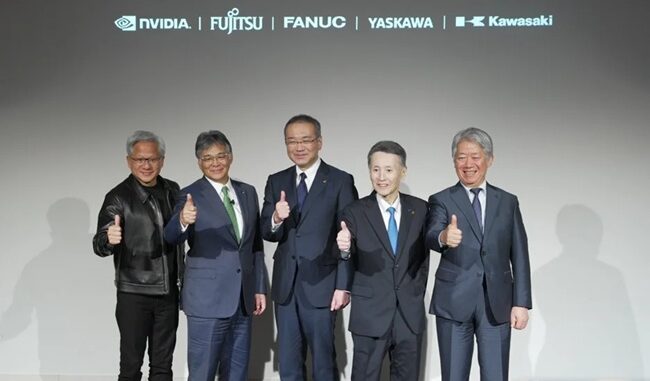 （左から）ジェンスン・ファン・エヌビディアCEO、時田隆仁・富士通社長、山口賢治・ファナック社長、小川昌寛・安川電機副会長執行役員、橋本康彦・川崎重工社長