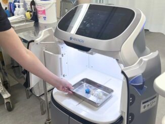 慈恵医大柏病院で運用する搬送ロボット「KEENON W3」