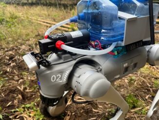 エアリオンとステアモーターが開発した「自律除草剤散布ロボット」
